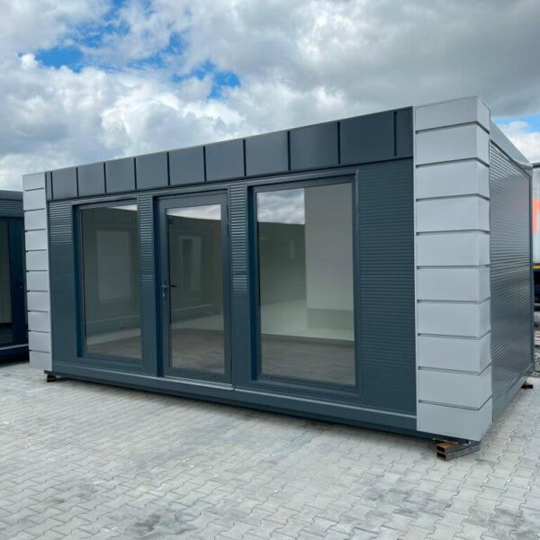 Contenedor Modular 800×300 con Paneles de Poliestireno