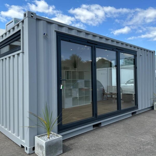 Oficina de Jardín 20ft – Conversión de Contenedor Personalizado